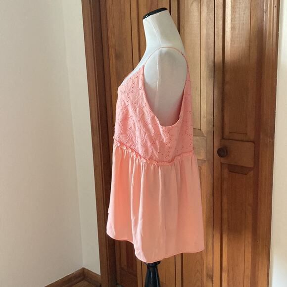 Liumilac Pink Eyelet and Chiffon Top, Size XL - Picture 4 of 9